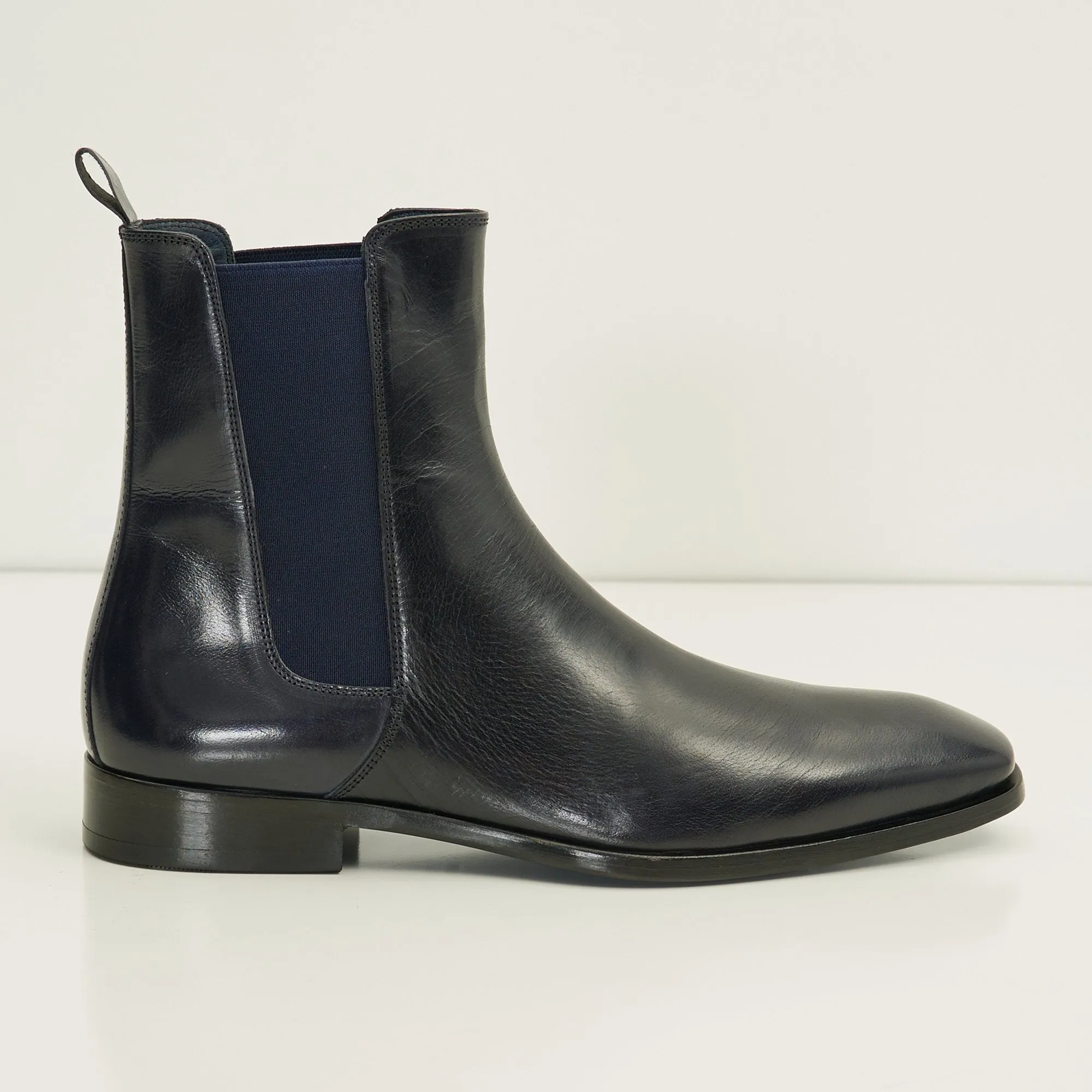 Leather Essential Chelsea Boot - Navy Buffalo