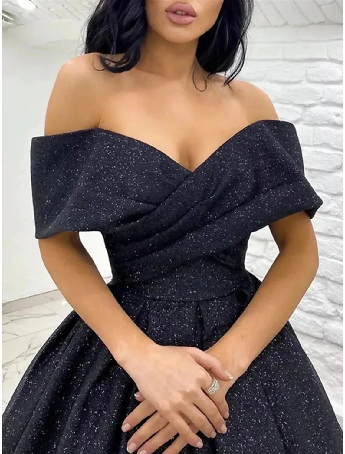 Luolandi A-Line Prom Dresses Elegant Dress Tie Gala Sweep / Brush Train Short Sleeve Off Shoulder Sequined Sparkly Evening Dress