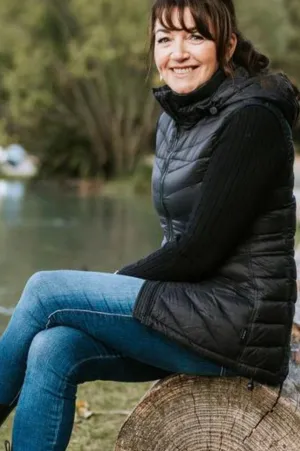 Moke Mary Claire Vests - Black
