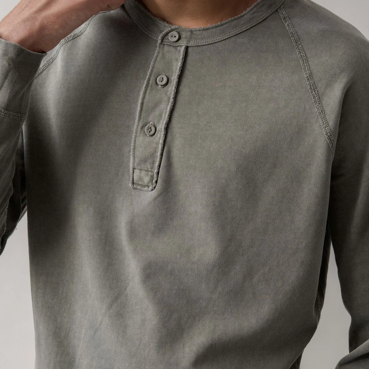 Organic Recycled Jersey Henley (Olive)