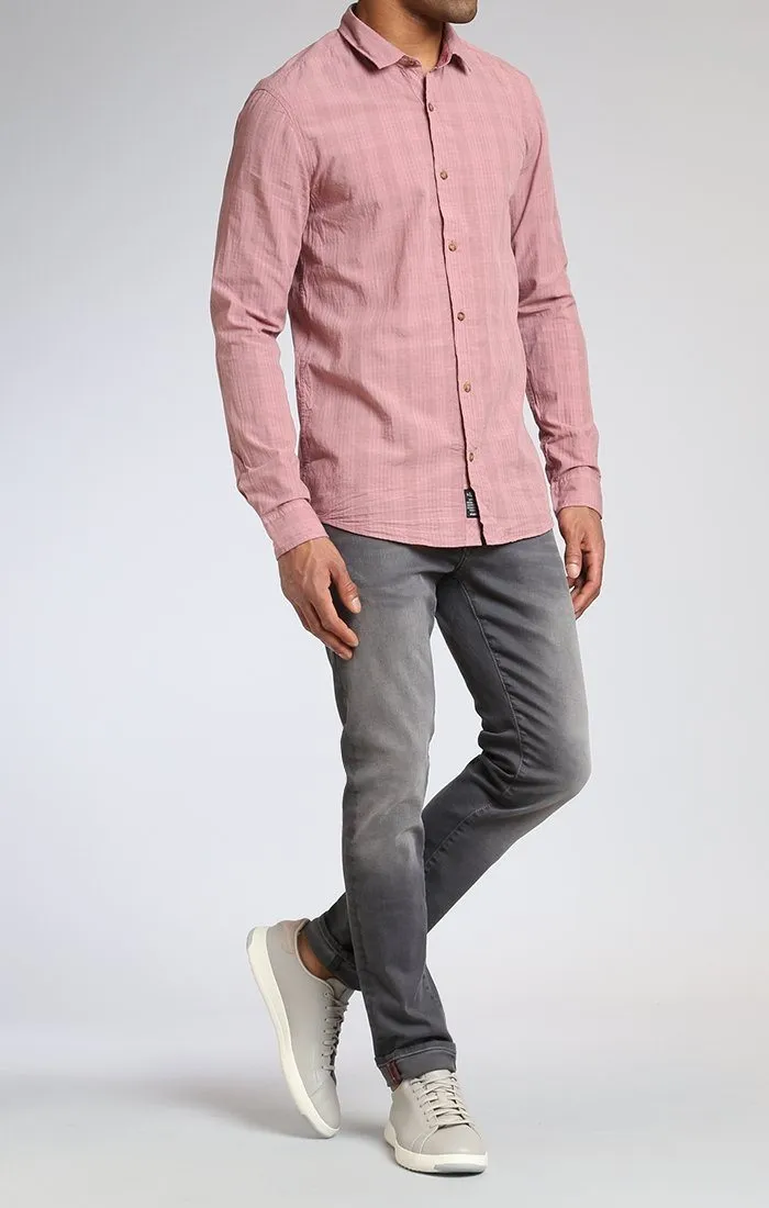 WASHED PLAID FITTED SHIRT IN RED